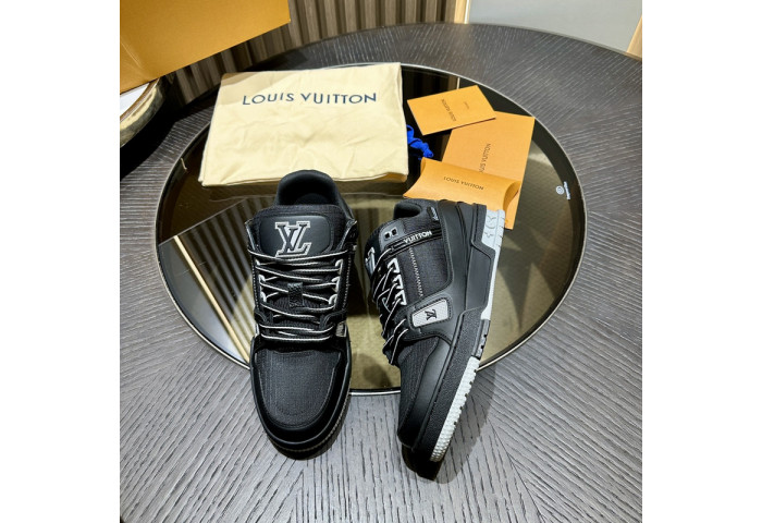 LOVT SNEAKER lv-219