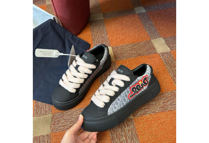 DR B33 LOW-TOP SNEAKERS DR-74