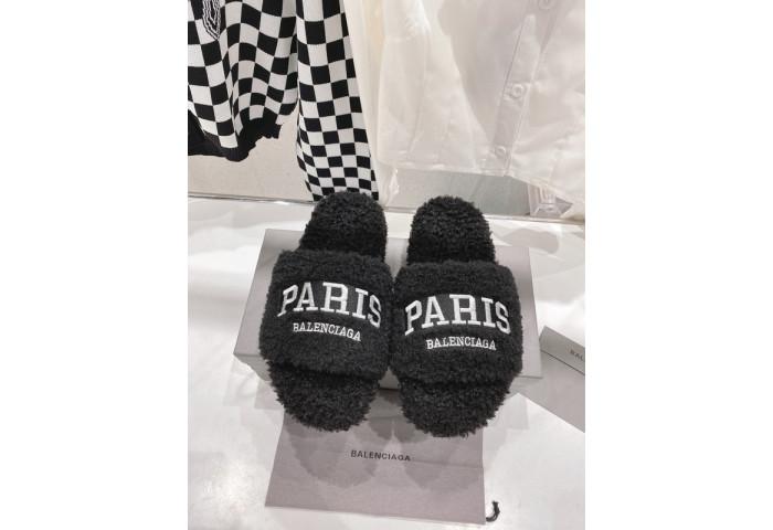 BL SLIPPERS 2307152