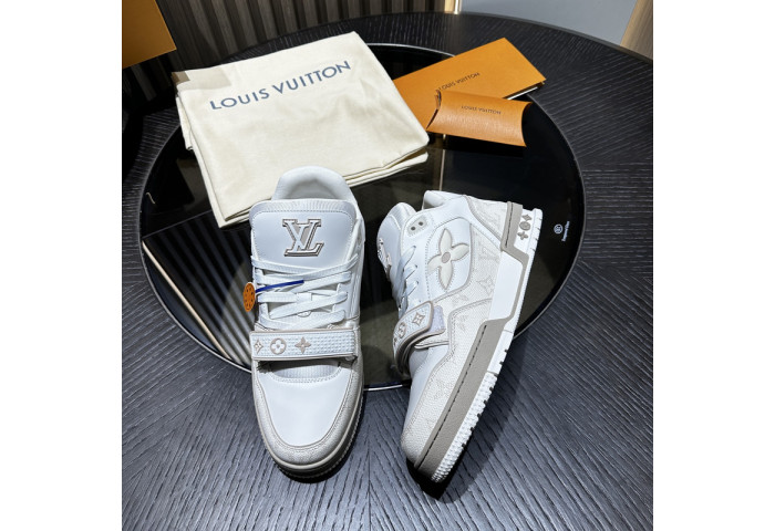 LOVT SNEAKER lv-345