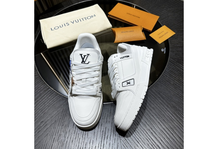 LOVT SNEAKER lv-397