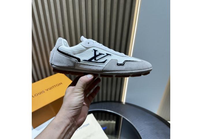 LOVT SNEAKER lv-402
