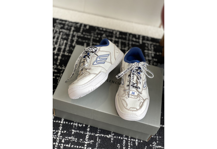 BL Hamptons Worn-Out BHW-5