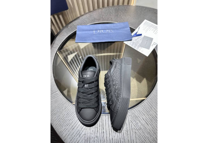 DR B33 LOW-TOP SNEAKERS DR-122