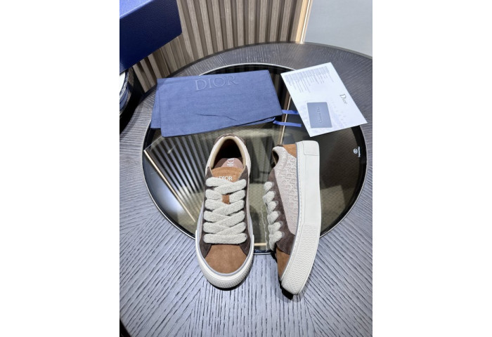 DR B33 LOW-TOP SNEAKERS DR-132