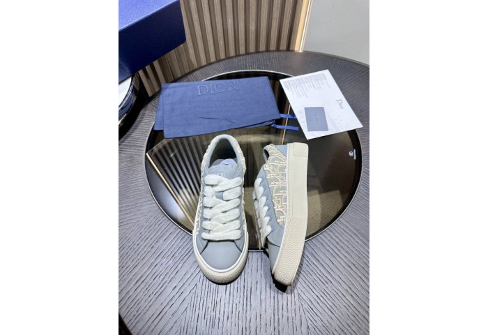 DR B33 LOW-TOP SNEAKERS DR-134