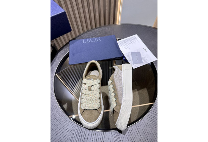 DR B33 LOW-TOP SNEAKERS DR-135