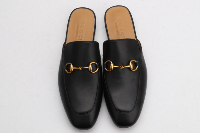 guc loafer
