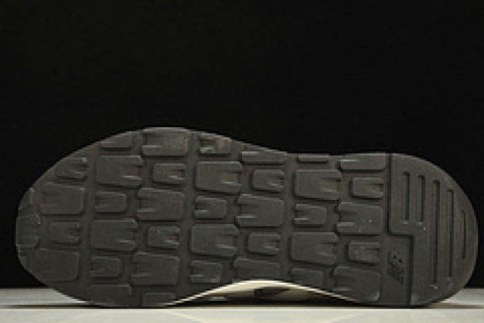 new Ba1an*e 57/40 rain cloud m5740ca