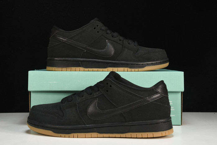 nike sb dunk low iw black gum 819674-002