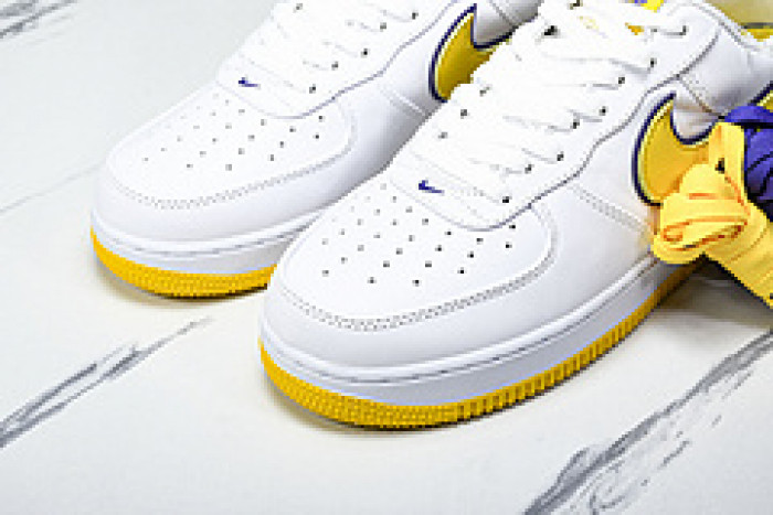 Kobe Bryant x Nike Air Force 1 Low FZ1151-100