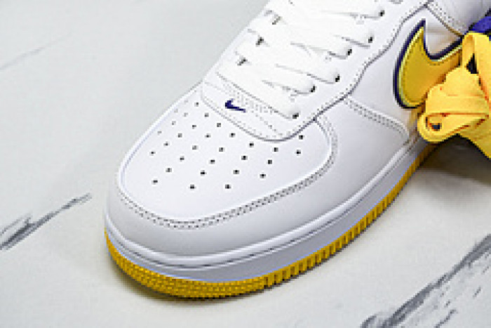 Kobe Bryant x Nike Air Force 1 Low FZ1151-100