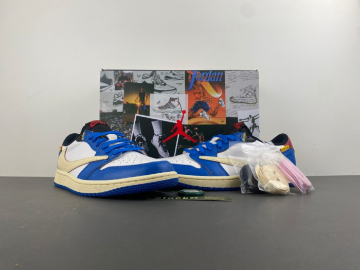 Travis Scott x Air Jordan 1 Low OG DM7866-1111