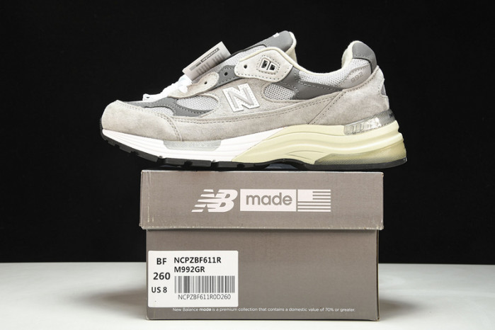 new Ba1an*e 992 grey m992gr