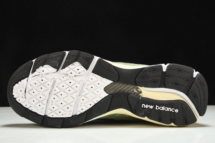 jjjjound x new Ba1an*e 990v3 “olive” m990jd3