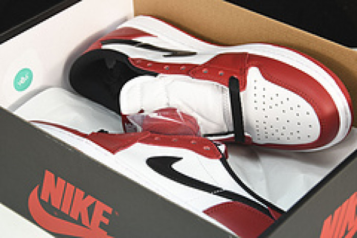 jordan 1 retro low chicago 705329-600