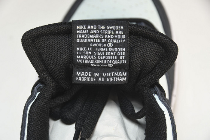 nike sb dunk low barely green 854866-003