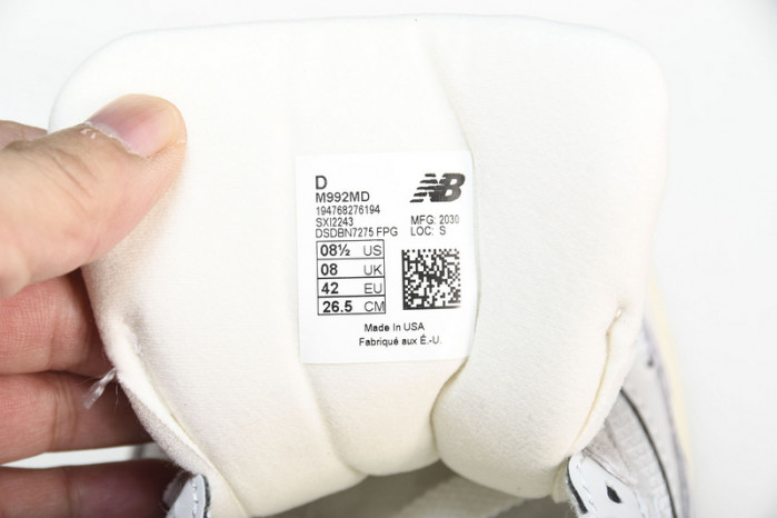 new Ba1an*e 992 white silver m992md