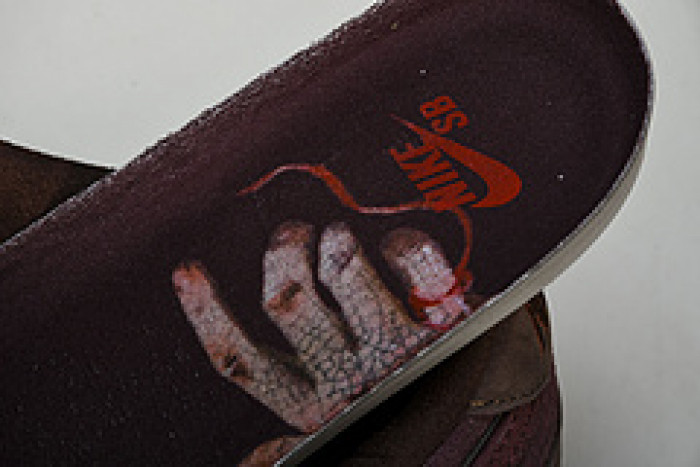 nike sb dunk low "city of love" fn0619-600