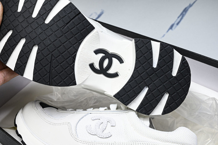 CN LOW TOP TRAINER CC SNEAKERS 21010932