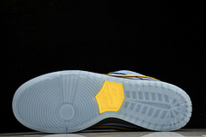 the powerpuff girls x nike sb dunk low “bubbles” fd2631-602