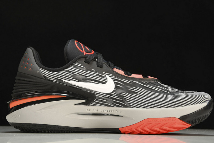 nike zoom gt cut 2 black bright crimson dj6013-001