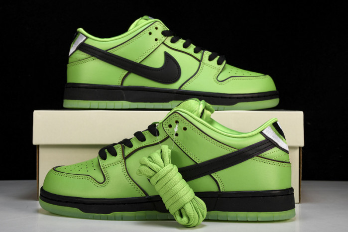 the powerpuff girls x nike sb dunk low “bubbles” fz8319-300