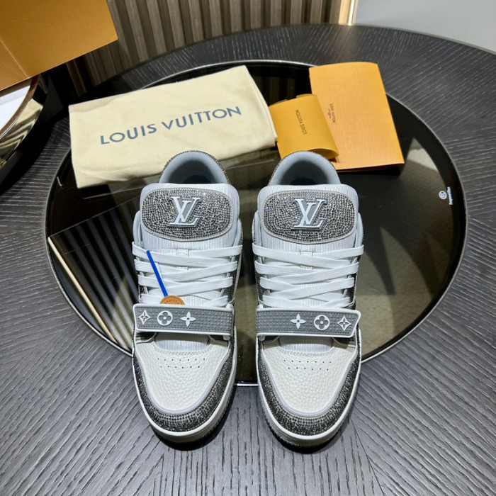 LOVT SNEAKER lv-244
