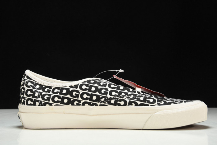 comme des garcons x authentic 