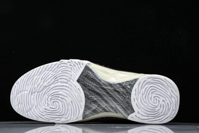 Titan x Air Jordan 23 CZ6222-001