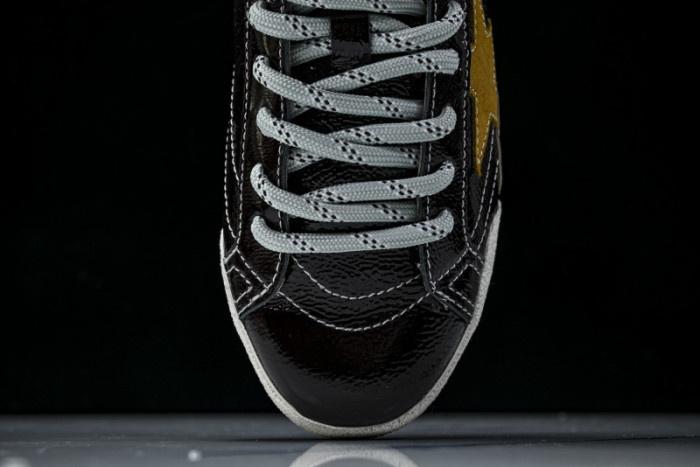 GGDB SNEAKERS 120249