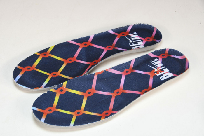 nike dunk sb low "bettie" dx5933-900