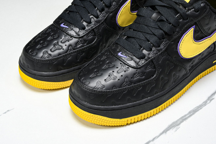 Kobe Bryant x Nike Air Force 1 Low HV5122-001