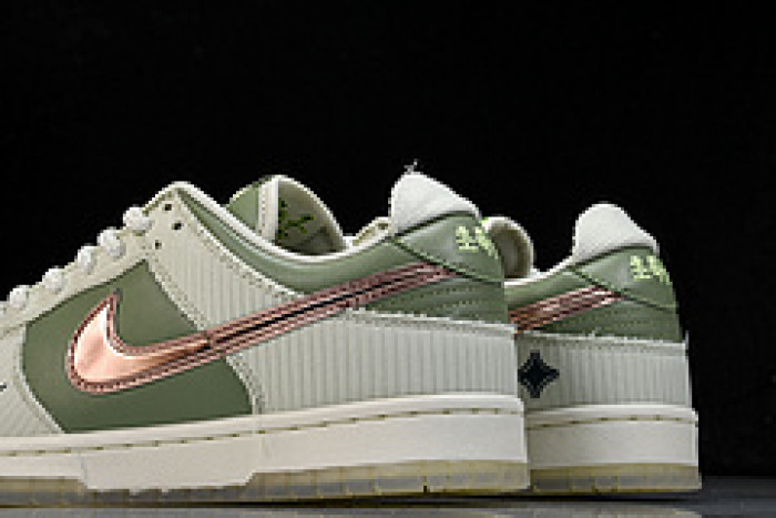 nike dunk low retro prm kyler murray be 1 of one fq0269-001