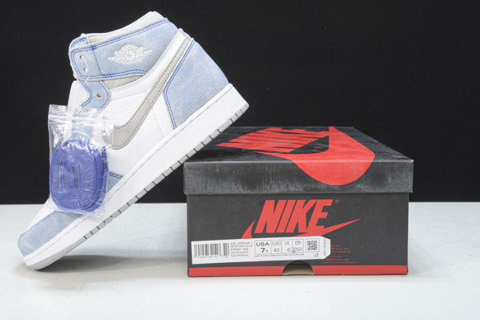 air jordan 1 high og hyper royal 555088-402