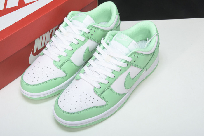 nike dunk low ＂green glow＂dd1503-105