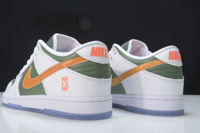 nike dunk low ny vs. ny dn2489-300