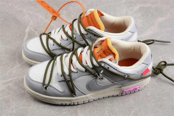 nike dunk low of lot 22 of 50 dm1602-124