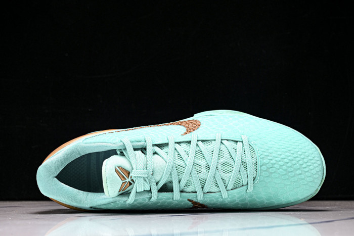 Jalen Brunson x Nike Kobe 6 Protro “Statue of Liberty” IQ5774-300