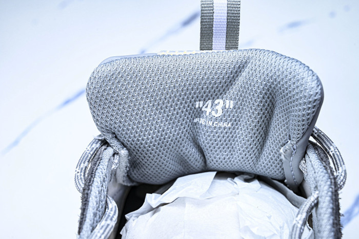 OF BE RIGHT BACK SNEAKERS OB33