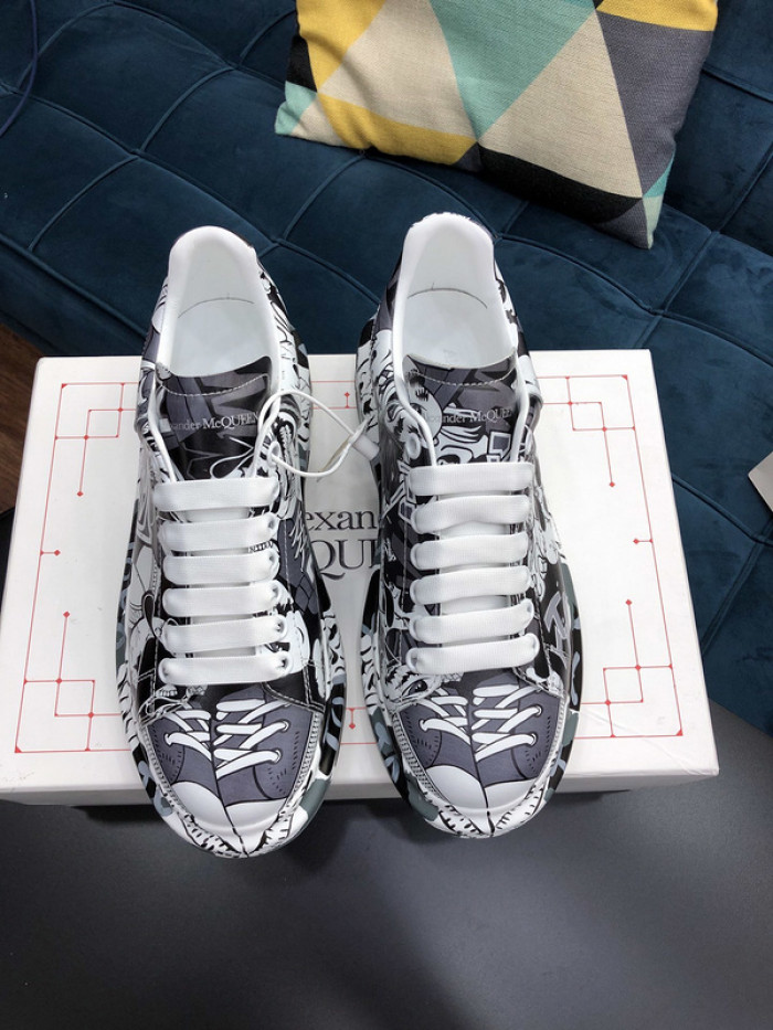 alex mcqu sneakers
