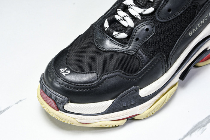 BL 17FW TRIPLE S SNEAKER W0901-1000
