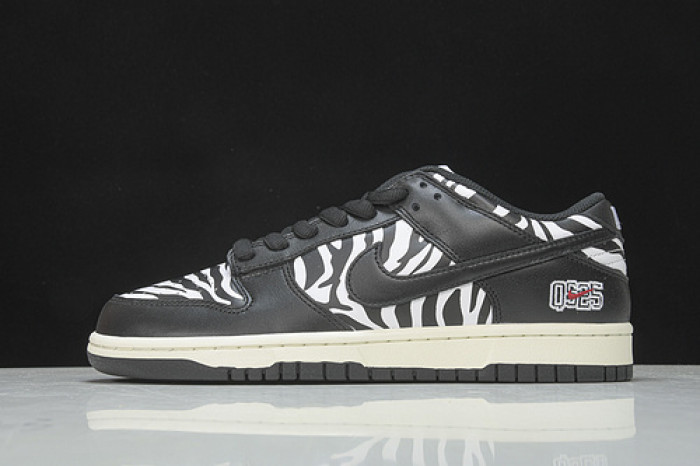 quartersnacks x nike sb dunk low dm3510-001