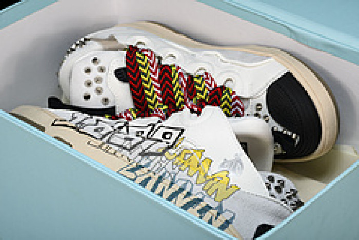 Lanu1n curb sneaker 111195