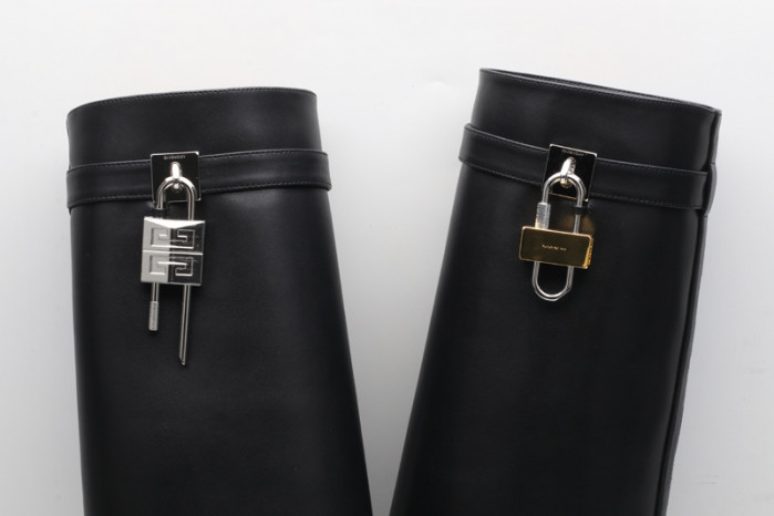 given*chy sneakers gv-12