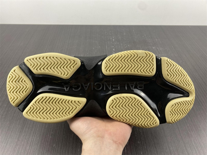 bl triple s trainers sneakers 536737 wo90m