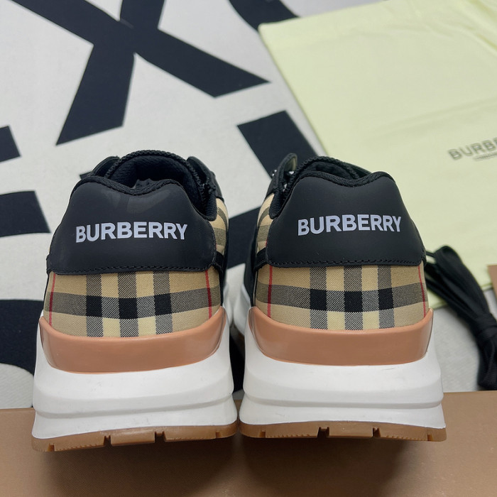 BUBERY SNEAKER