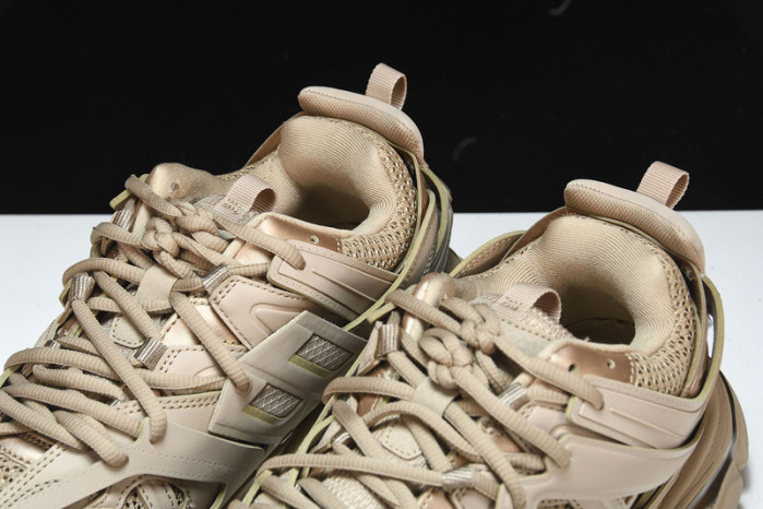 bl tess s. gomma trek low sneakers 042107