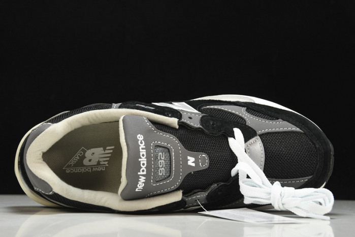 new Ba1an*e 992 black grey suede m992eb