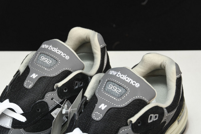 new Ba1an*e 992 black grey suede m992eb